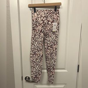 Old Navy Balance Leggings [S]